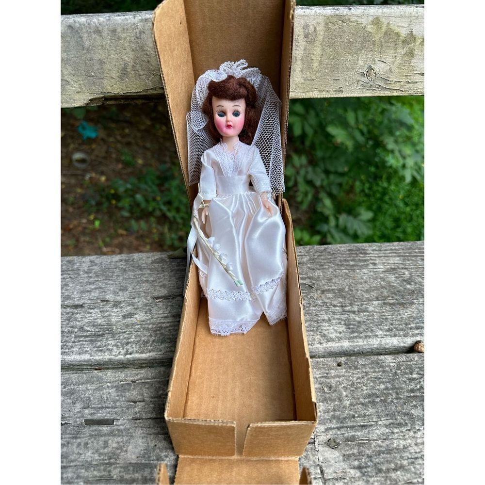 Blue Bonnet American Bride Doll Margarine Premium American Heritage Blue Eyes 8”